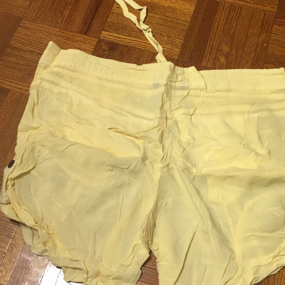 French connection short - Picture 2 of 3